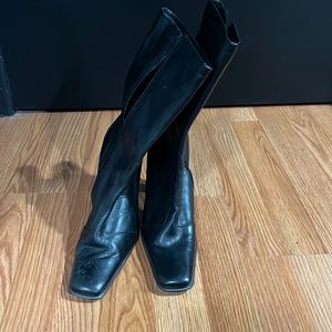 Vintage Steve Madden mid calf leather Boots